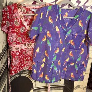 4 Nice scrubs in size large